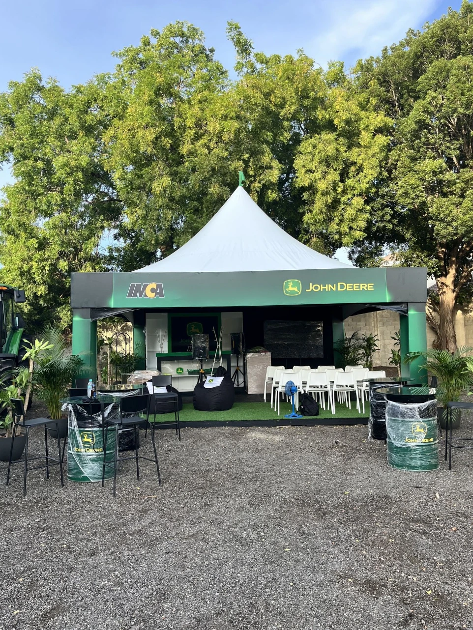 Espacio promocional tipo carpa para activaciones de marca en exteriores